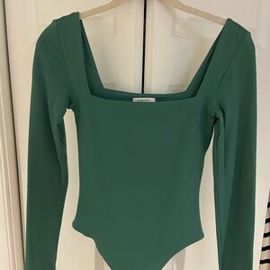 Aritzia Babaton Long Sleeve Bodysuit